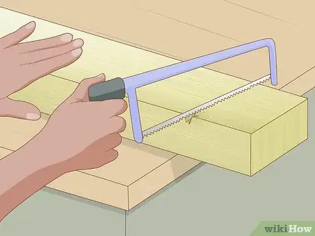 Imagem intitulada Set Up Cat Shelves Step 9