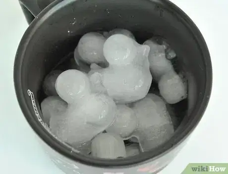 Imagem intitulada Make a Liquid Into a Solid Step 4