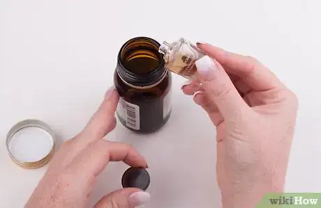 Imagem intitulada Make Body Oil Step 3