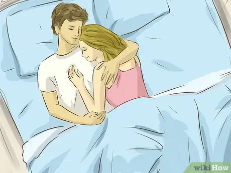 Imagem intitulada Cuddle Step 6
