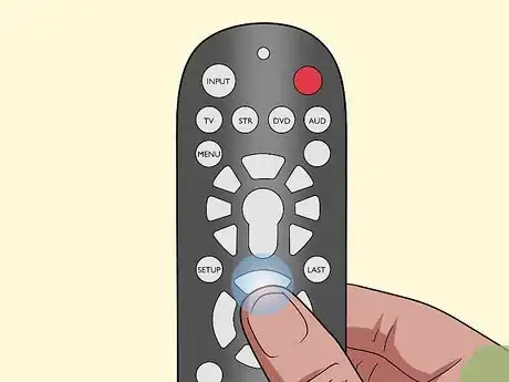 Imagem intitulada Program a Philips Universal Remote Step 9