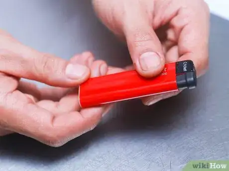 Imagem intitulada Fix a Lighter Step 1