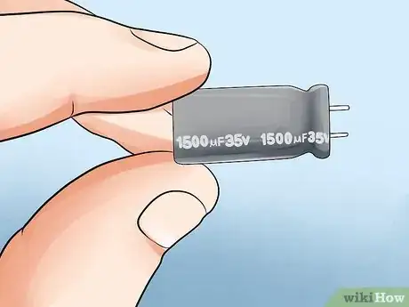 Imagem intitulada Test a Capacitor Step 2