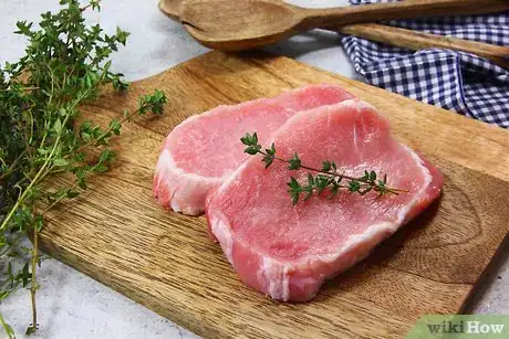 Imagem intitulada Defrost Pork Chops Step 8