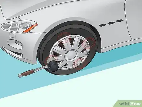 Imagem intitulada Change a Hubcap Step 20