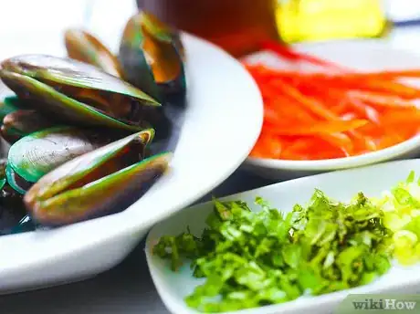 Imagem intitulada Cook Mussels Step 31