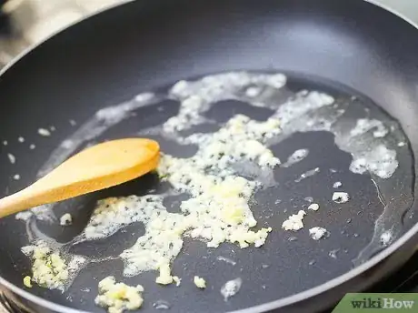 Imagem intitulada Cook Mussels Step 36