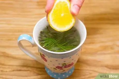 Imagem intitulada Make Pine Needle Tea Step 4