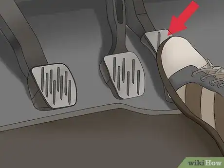 Imagem intitulada Drive a Car in Reverse Gear Step 9