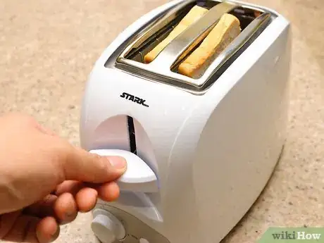 Imagem intitulada Make Toast Step 7