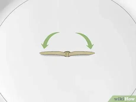 Imagem intitulada Make a Paper Clock Step 10