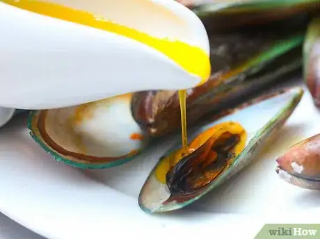 Imagem intitulada Cook Mussels Step 16
