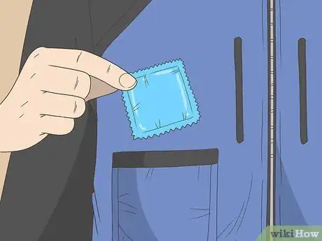Imagem intitulada Hide a Condom Step 2