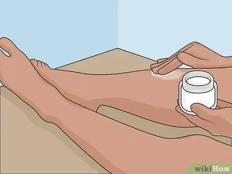 Imagem intitulada Remove Scars on Legs Step 12