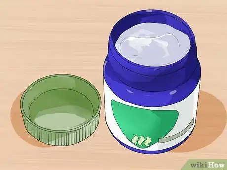 Imagem intitulada Get Rid of Bruises Fast Step 3