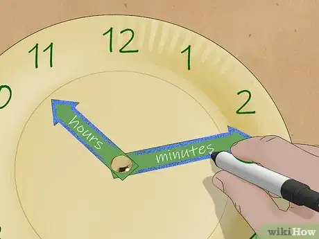 Imagem intitulada Make a Paper Clock Step 17