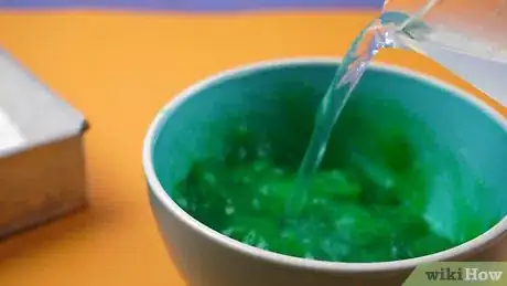 Imagem intitulada Make Slime Using Baking Soda Step 12