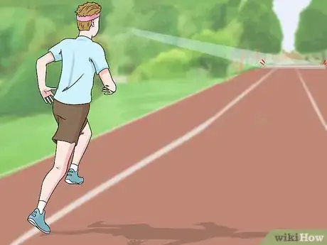 Imagem intitulada Survive a Shuttle Run Step 14