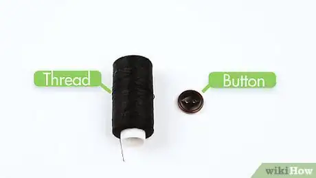 Imagem intitulada Sew a Button Step 1