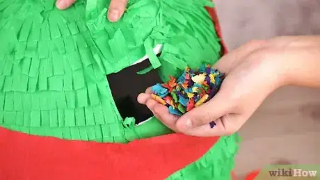Imagem intitulada Fill a Pinata Step 7
