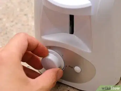 Imagem intitulada Make Toast Step 6