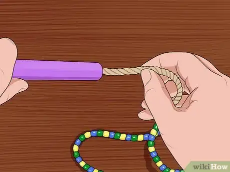 Imagem intitulada Make a Jump Rope Step 7