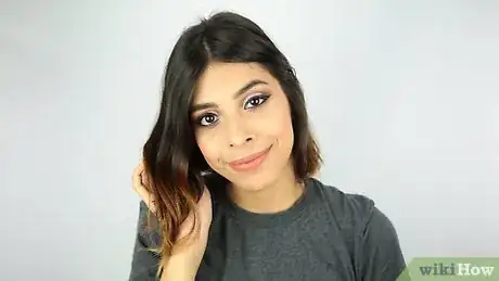 Imagem intitulada Fake Bangs Step 8