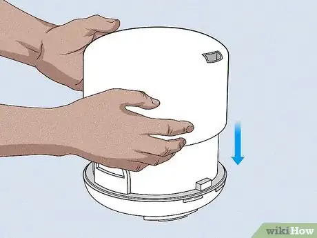 Imagem intitulada Use a Humidifier Step 3