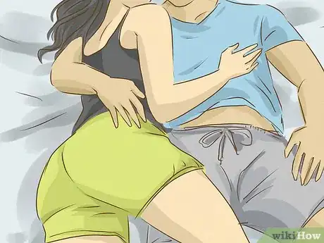 Imagem intitulada Cuddle Step 14