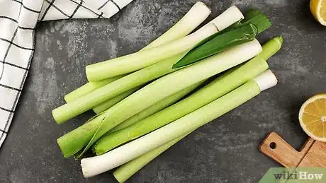 Imagem intitulada Cook Leeks Step 1
