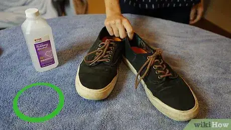 Imagem intitulada Clean Vans Step 2