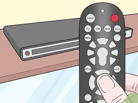 Imagem intitulada Program a Philips Universal Remote Step 10