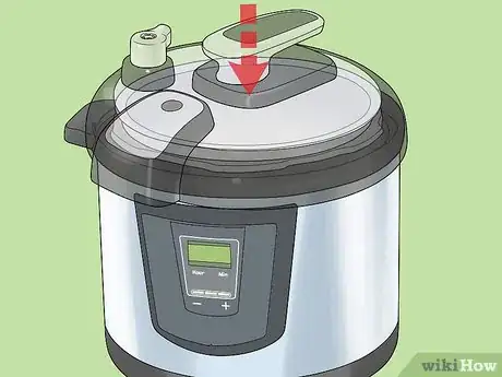 Imagem intitulada Make a Cake Using a Pressure Cooker Step 16