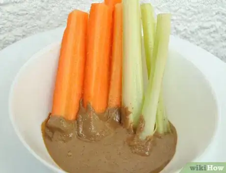 Imagem intitulada Use Tahini Step 7