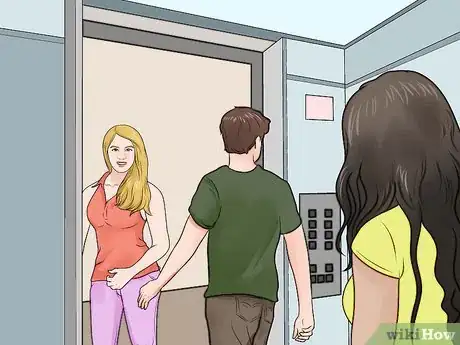Imagem intitulada Ride an Elevator Step 11