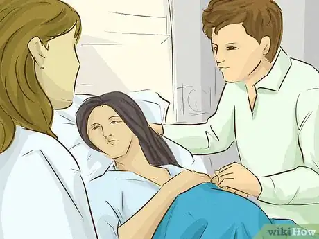 Imagem intitulada Go Into Labor Early Step 8