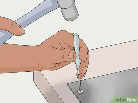 Imagem intitulada Remove Rivets Step 1