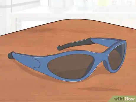 Imagem intitulada Make a Spider Man Mask Step 2