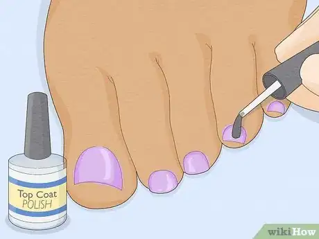 Imagem intitulada Have Pretty Toenails Step 13