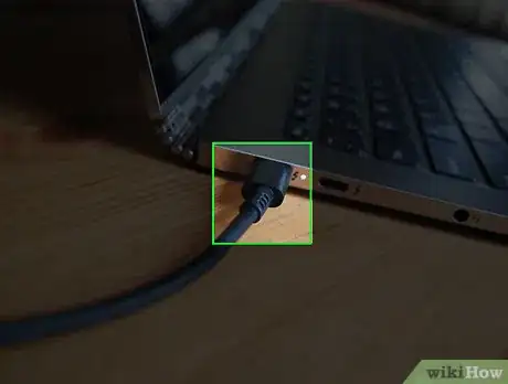 Imagem intitulada Start a Computer Step 1