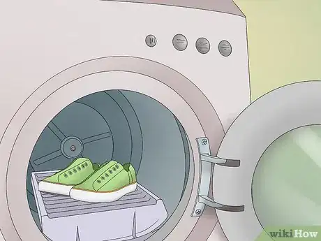 Imagem intitulada Color Your Converse Step 28