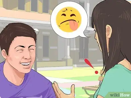 Imagem intitulada Figure Out if Someone Likes You Step 3