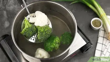 Imagem intitulada Cook Vegetables Step 11