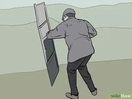 Imagem intitulada Make Protective Riot Gear Step 14