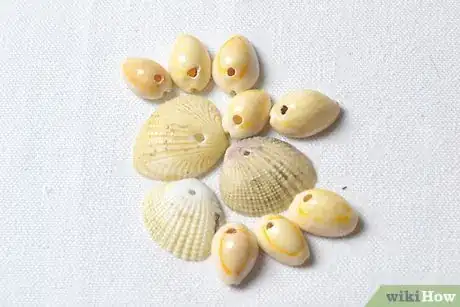 Imagem intitulada Make a Shell Necklace Step 12