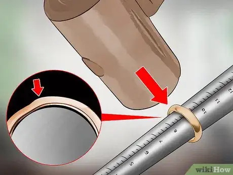 Imagem intitulada Fix a Bent Ring Step 8