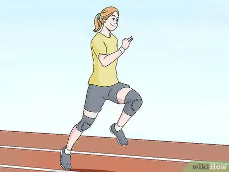 Imagem intitulada Survive a Shuttle Run Step 16