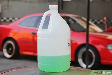 Imagem intitulada Remove Tree Sap From Your Car Step 7