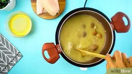 Imagem intitulada Use Fish Stock Step 4
