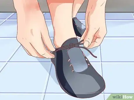 Imagem intitulada Get Rid of Shin Splints Fast Step 10